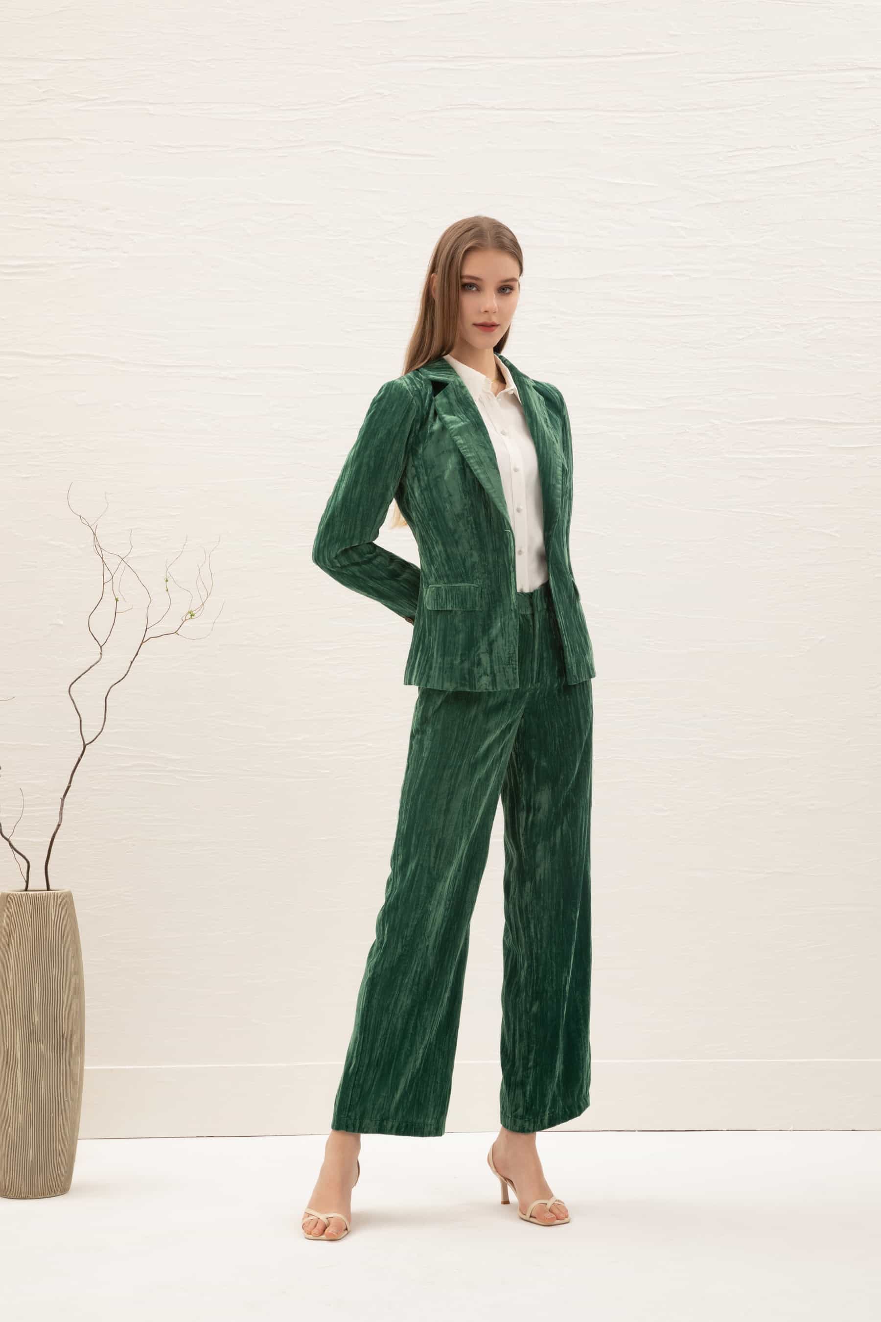 GDS Aliette Velvet Jacket | Green JACKETS autumn-winter BRUNCH CASUAL Catch GDS GREEN JACKETS L M S SALE 40 % WORK XL XS